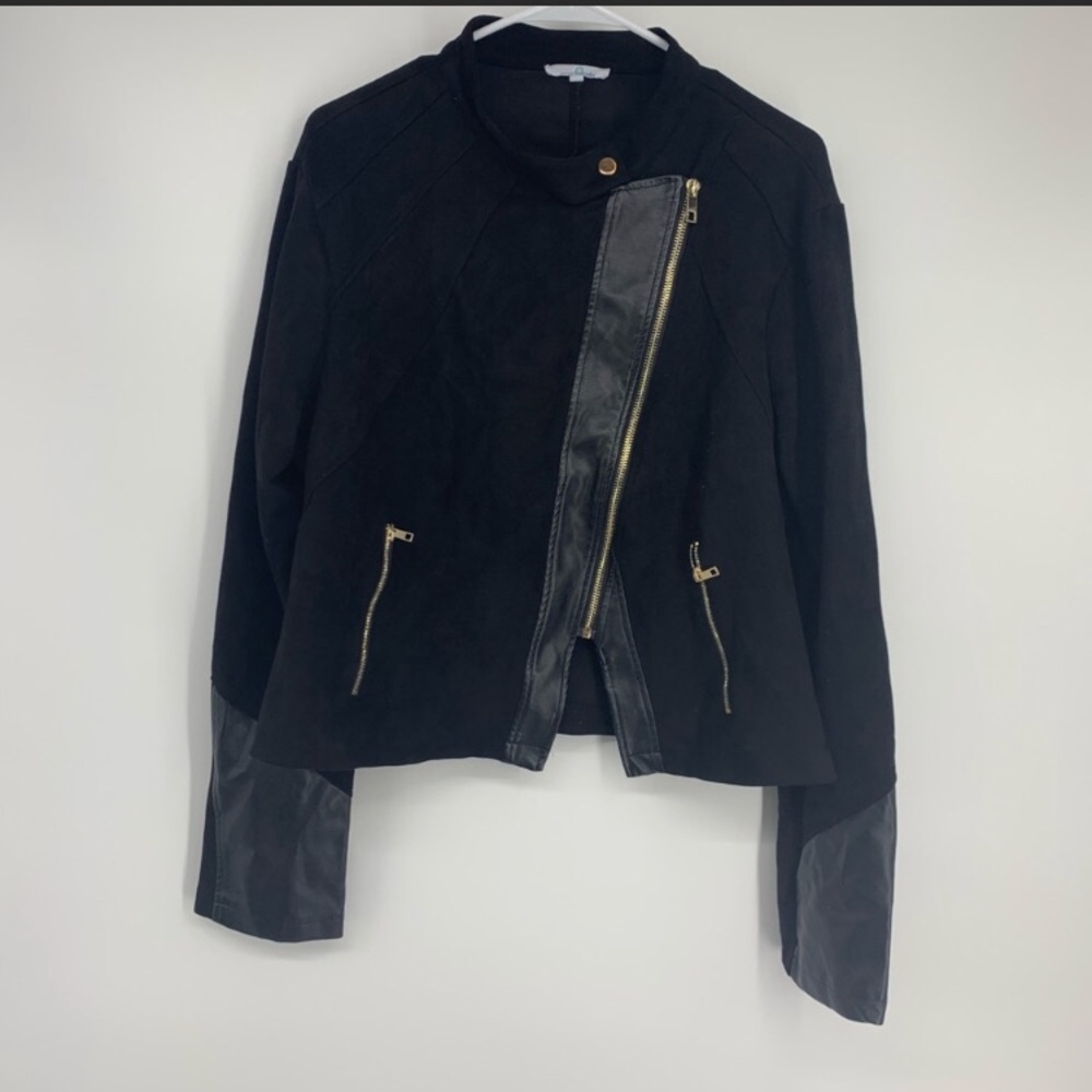 Black envision studio bomber size XXXL